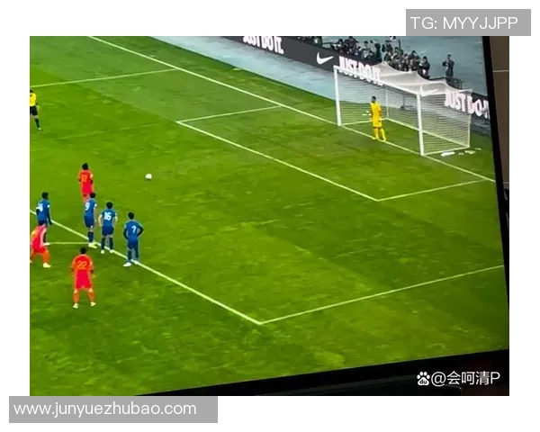 足球教练下课背后的故事与球队未来的挑战与机遇